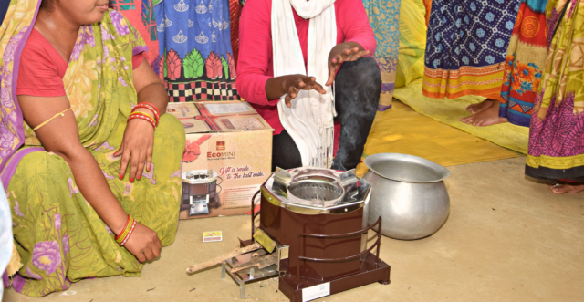 The Core Carbon Project will distribute improved energy efficiency cookstoves to families in rural villages in India. Read more about this innovative project.